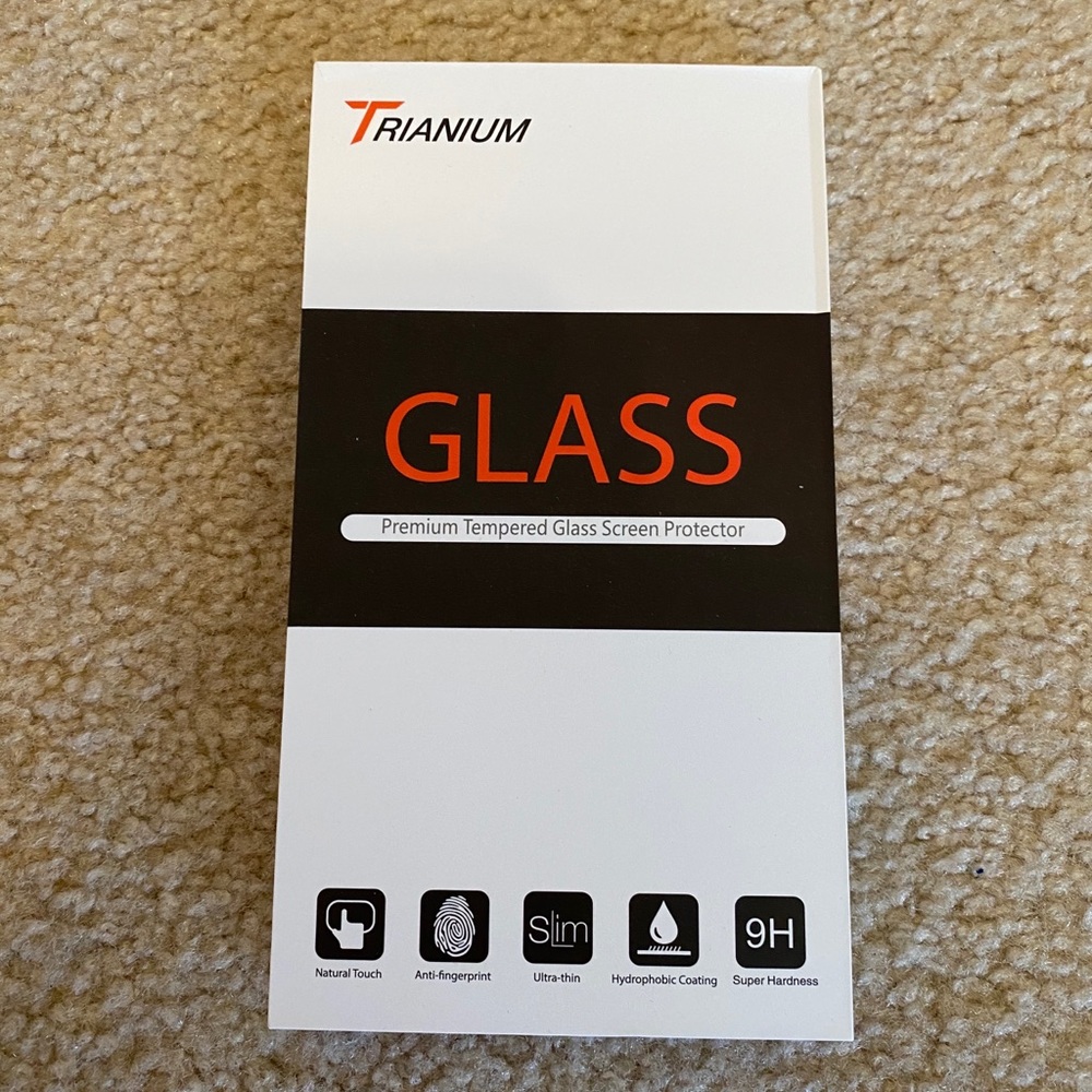 2 iPhone 10 glass screen protectors